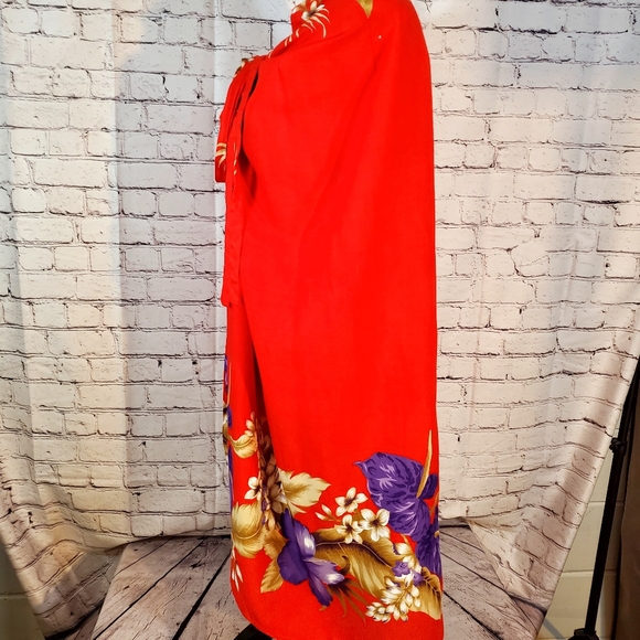 Gorgeous Red Floral Sarong Style Beach Cover-up by Mamu Women's OS Vintage - Picture 10 of 16
